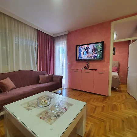 Appartement Kristina, Istocno Sarajevo,vojvode Radomira Putnika 49f *